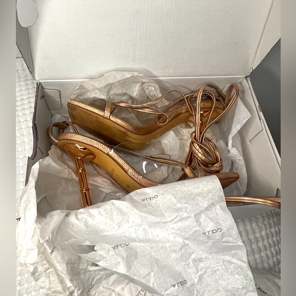 Aldo heels size 8 .5